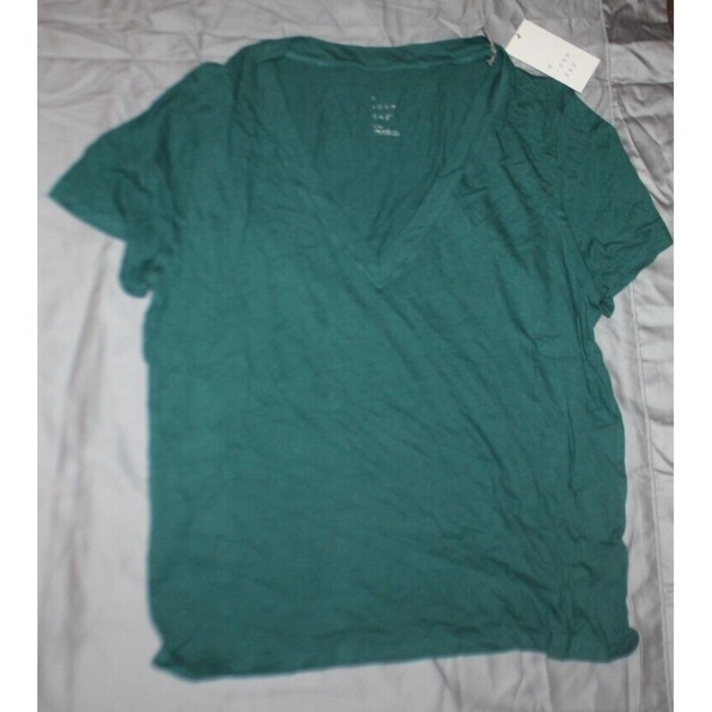 A New Day Short Sleeve V-Neck T-Shirt - Teal Green Women's size M  NWT